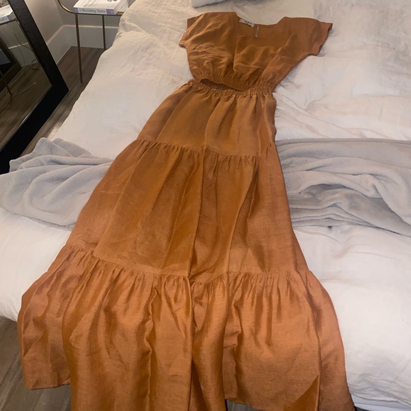 AURA the Label Luna skirt set in tan - Picture 5 of 6